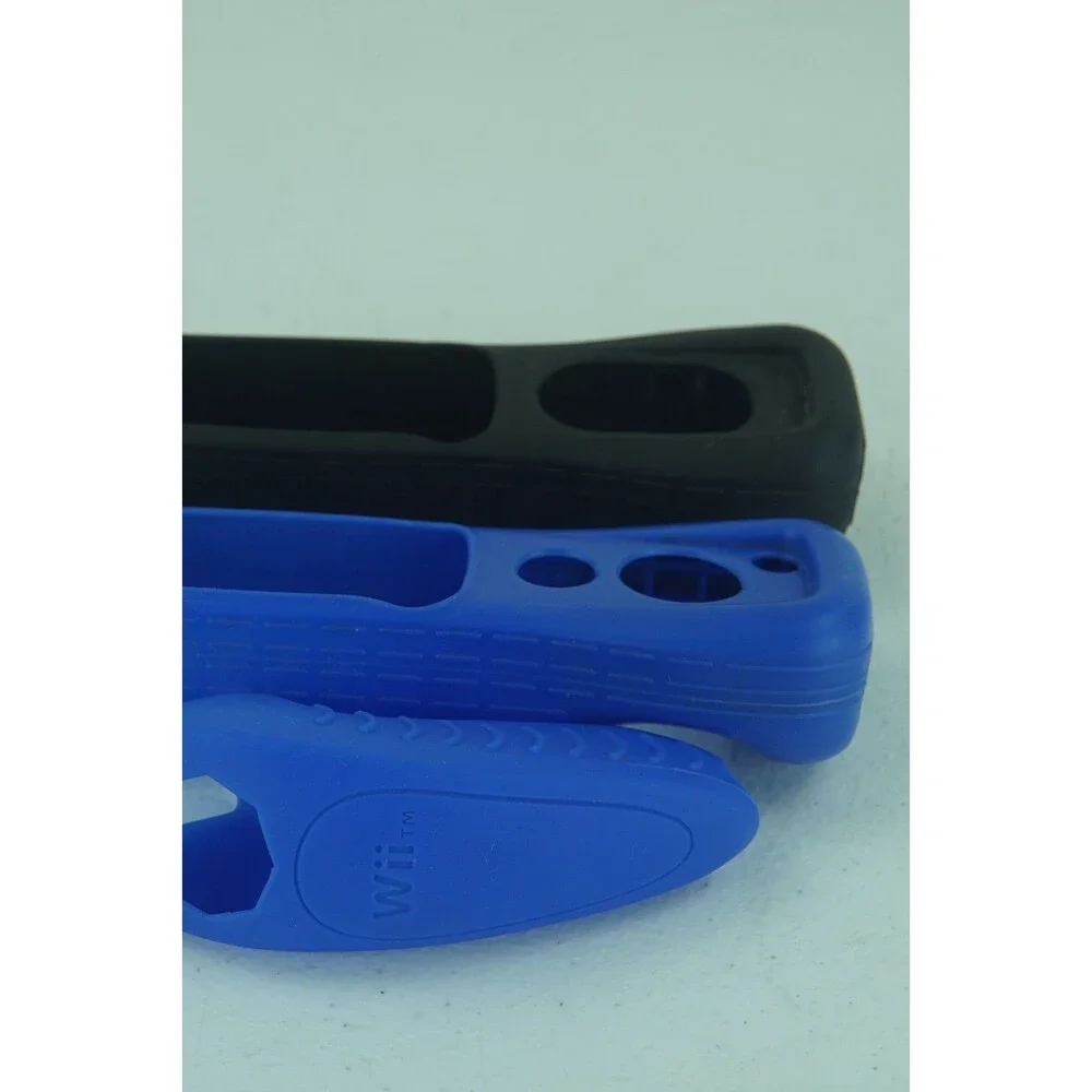 Lot of 2 / 1 Black 1 Blue Nintendo Wii Remote Silicone Protector Sleeves